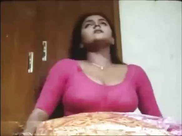 සරාගී සරාගී චිත්රපටය ඉංග්රීසි සරාගී උණුසුම් බූබ්ස්