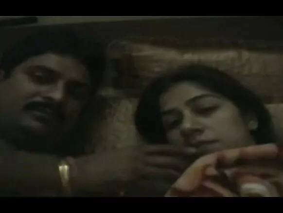 ඉන්දියානු දේශී සම්පූර්ණ හින්දි සරාගී චිත්රපටය හොඳම ඉන්දියානු ලිංගික ටේප් දේශී නමුත් පැරණි විෂ