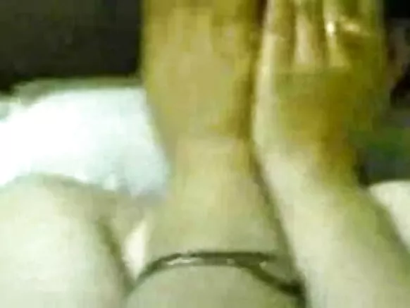 ඉන්දියානු අලුත් අවුරුදු ලිංගිකත්වය පිළිබඳ උණුසුම් වීඩියෝවක ලිංගිකව හැසිරෙන ඉන්දියානු යුවළක් - Saanjh විසිනි