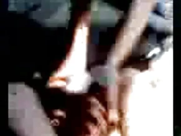 ඉන්දියන් ගර්ල් ෆ්රෙන්ටල් ෆ්රෙන්ටල් බ්ලූ ෆිල්ම් ප්රදර්ශනය සරාගී ළමයි කණ්ඩායමට ගන්නවා