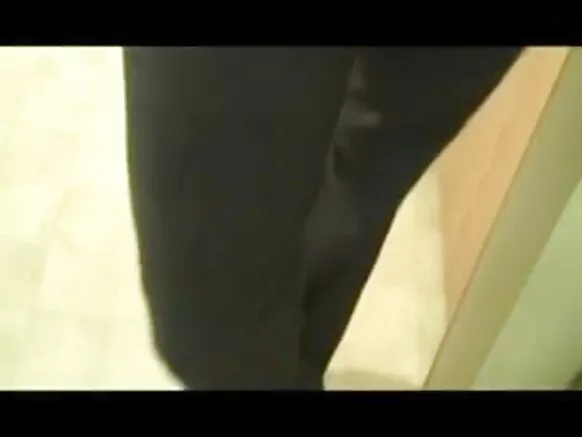 කුඩා පෙරදිග ශිෂේණය සරාගී චිත්රපටය හින්දි අළු අළු අවමානයට ලක් කිරීම Blonde දේවිය විසිනි