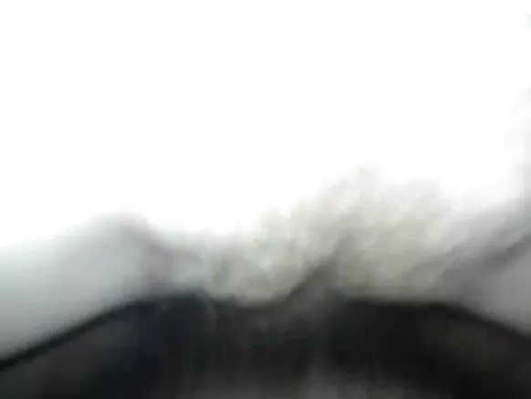 බ්ලැන්කා මිල්ෆ් චංචල මිල්ෆ් කෙඳිරිගාමින් මගේ ඉන්දියානු කුකුළා හොලිවුඩ් සරාගී ඡායාරූපය මත දුවයි