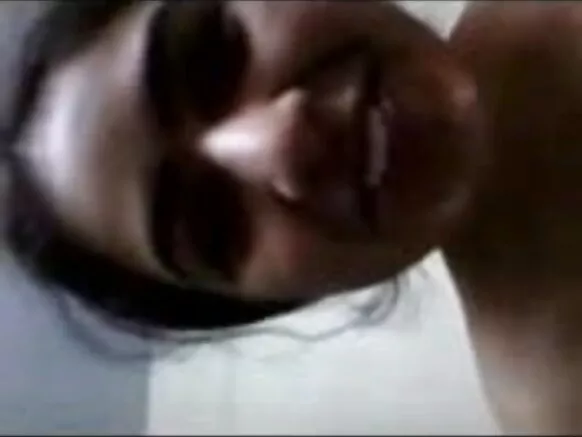 සරාගී ඉන්දියානු හින්දි සරාගී හින්දි යෞවන චිත්රපටය desi