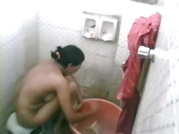 desi නාන කෙල්ල කෙල්ල නාන හින්දි සරාගී ඉංග්රීසි චිත්රපටිය