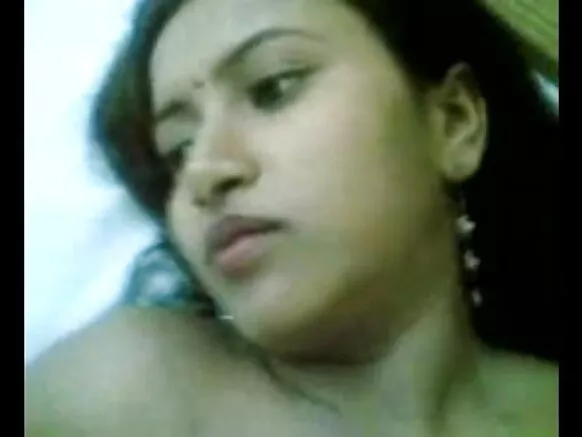 ලස්සන සරාගී කෙල්ල නිල් ලස්සන වීඩියෝ කෙල්ල