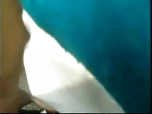 නිරපේක්ෂ සරාගී චිත්රපටයක් බංගලාදේශ සේවිකාව සමඟ ලිංගිකව සිතියම්ගත කිරීම