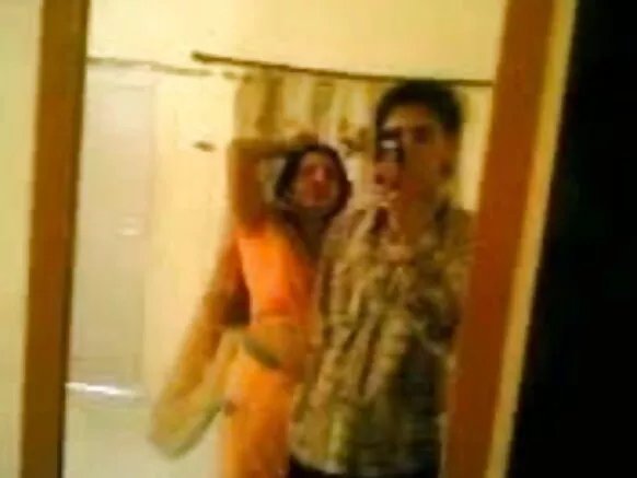 ඉන්දියානු දෙමළ සරාගී චිත්රපට වීඩියෝ හින්දි මිල්ෆ්