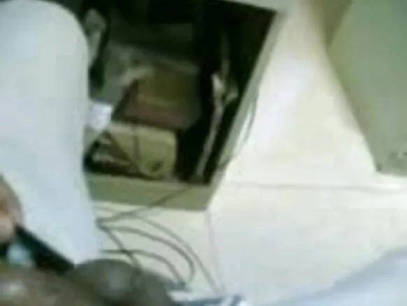 මල්ලු හින්දි සරාගී රූප ගැහැණු ළමයා බ්ලොජොබ් සහ බ්ලොජොබ් ශුක්රාණු ඇති කරයි