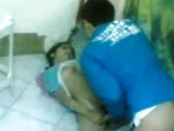 Desi Asohwarya Saxy Desi Boy Boy Bhabhi සමඟ ඔහුගේ මගුල රහසේ පටිගත කළේය