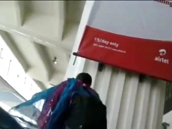 මහජන ප්රසිද්ධ ස්වයං වින්දනය ස්වයං වින්දනය සරාගී චිත්රපටය සරාගී