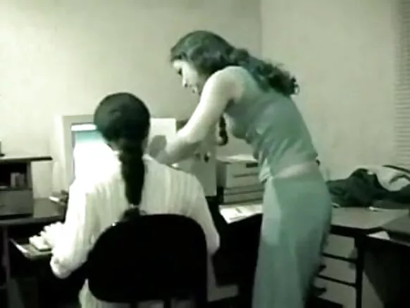 floor india full video සෙක්ස් ලෙවකන පුකේ