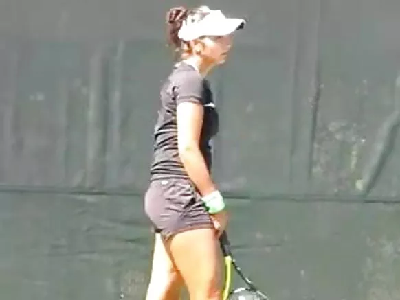 SANIA SANIA MIRZA REBEAS BOTAS හින්දි හින්දි සරාගී චිත්රපටය