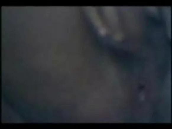 ඉන්දියා සරාගී වීඩියෝ චිත්රපට ගැහැණු ළමයා වෙබ් කැමරාවේ චැට් කැම් එකේ වාදනය කරයි