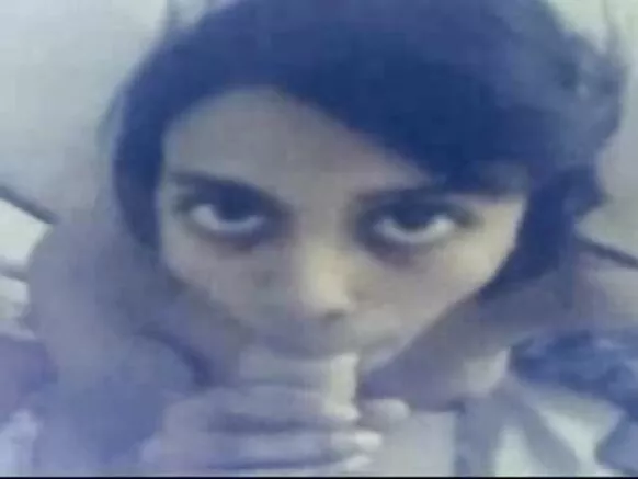 ඉන්දියානු Chudai P2 සරාගී සරාගී චිත්රපටය යවන්න