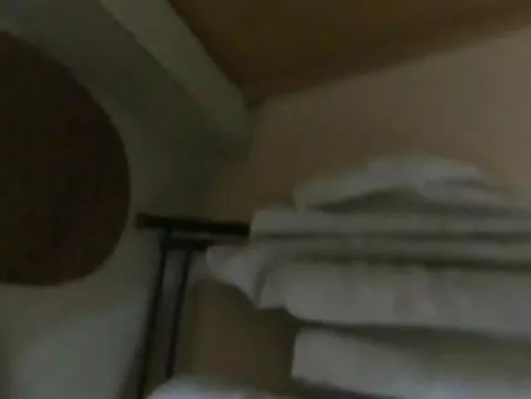 බැංගලෝර් වයිෆ් මොබයිල් අයිශ්වර්යා සරාගී චිත්රපටිය බීබීසී සැමියාගේ වාර්තාවකින්