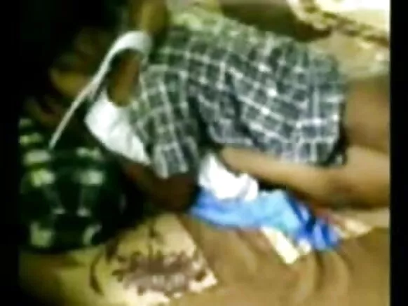 සරාගී ඉන්දියානු ගැහැණු ඡායාරූප වීඩියෝ පෙම්වතා දැරිය ඇගේ පෙම්වතා සමඟ