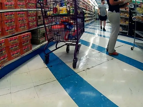 මිල්ෆ් ඉන්ඩියා පුසි මිල්ෆ් ඇගේ මහා බූරුවා සහ පුකේ වීඩියෝ සරාගී චිත්රපට පෙන්වයි (ක්රීඩා කාලය)