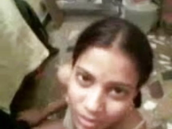 උණුසුම් නිල් ගෙදර හැදූ මනාලිය සරාගී ගෙදර හැදූ වීඩියෝ තනි පෙම්වතියක් ඉන්දියානුවෙකු සමඟ