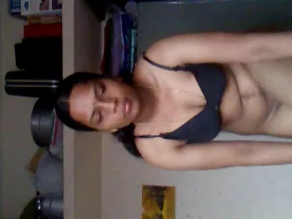 උණුසුම් සරාගී වීඩියෝ ඡායාරූප පෙන්වන්න ඉන්දියානු දැරිය