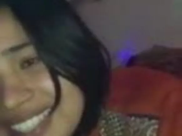 සරාගී පකි සරාගී චිකා හින්දි පොට් නිල් චිත්රපටය දෙන ශ්රව්ය සරාගී වෙනෙනෝ