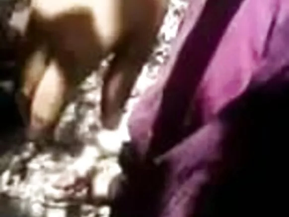 සරාගී විනෝදජනක - පෙම්වතා සමඟ නොමිලේ ඉන්දියානු එළිමහන් සරාගී චිත්රපටය