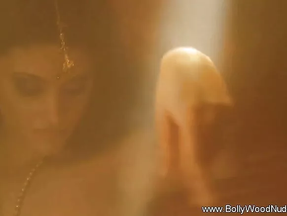 සතුටු සරාගී නව ඉංග්රීසි ඉන්දියානු සරාගී වීඩියෝ චිත්රපට මිල්ෆ්