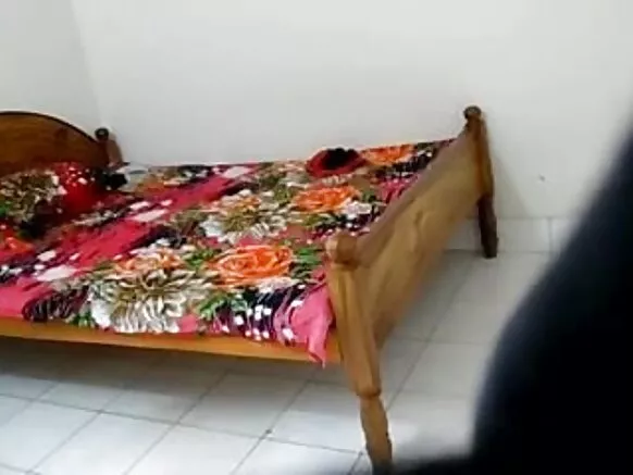 හින්දුස්ථානි සෙක්ස් චිත්රපටයේ සැඟවුණු කැමරා 1 හි දේශී කෙල්ලට කෙලවිණි 1