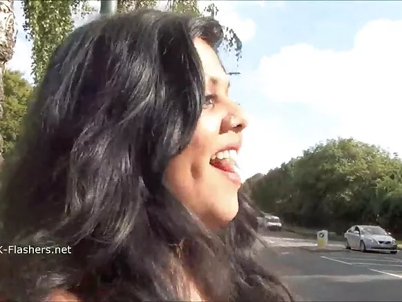 ඉන්දියාවේ ආධුනික bbw එළිමහන් සිපගැනීමේ කඩින් කඩ සහ voyeur එළිමහන් සරාගී ඡායාරූපය