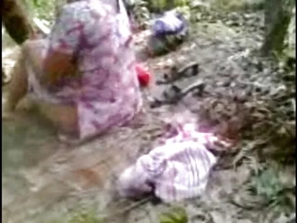 Desi Randi Ki Chudai Bhojpuri සරාගී චිත්රපටය Bhojpuri Outdoor Desi