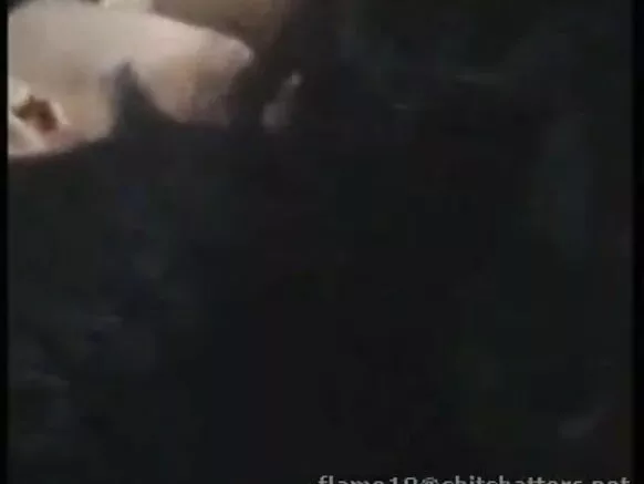 අලුත විවාහ වූ සරාගී චිත්රපට නිල් විවාහක වීඩියෝව