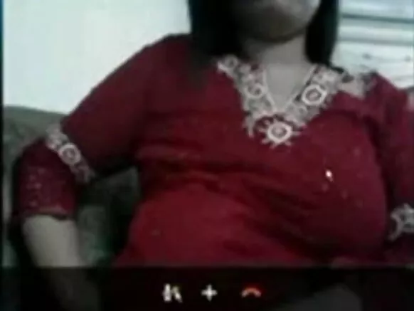 සගයන් මගේ සරාගී චිත්රපටිය ප්රියංකා චොප්රා ඔබේ විශාල පියයුරු සමඟ කාර්යාලයේ සෙල්ලම් කරනවා