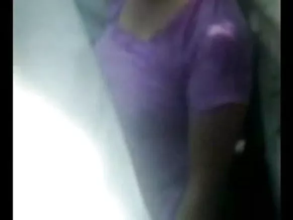 Desi Topless Girl Bath Hide Girls Days