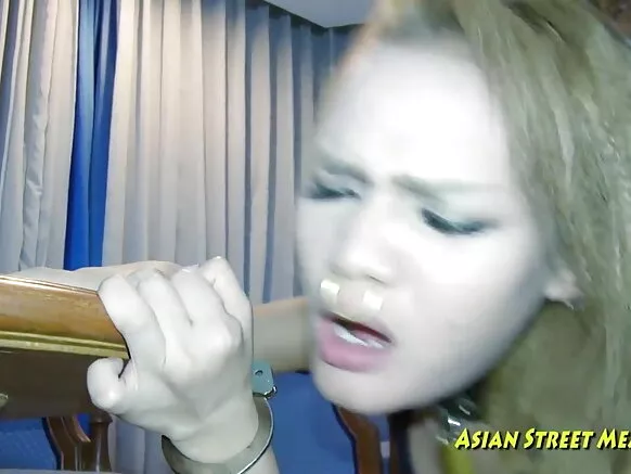 පොදු කණ්ඩායම සහ හෝටල් දෙසි සරාගී චිත්රපට ප්රදර්ශනය හෝටල් තායි පොදු ලිංගිකත්වය