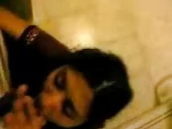 ඉන්දියාවේ ආධුනික ආධුනික cfnm හින්දි සරාගී HD වීඩියෝ බ්ලෝජොබ්