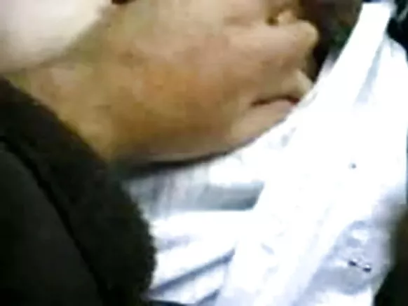 පර්සියානු මුස්ලිම් ගැහැණු ළමයා අඟල් 3 ක සරාගී හින්දි පෙරදිග ඉරාන ඩික් කෙටි උරා බොයි