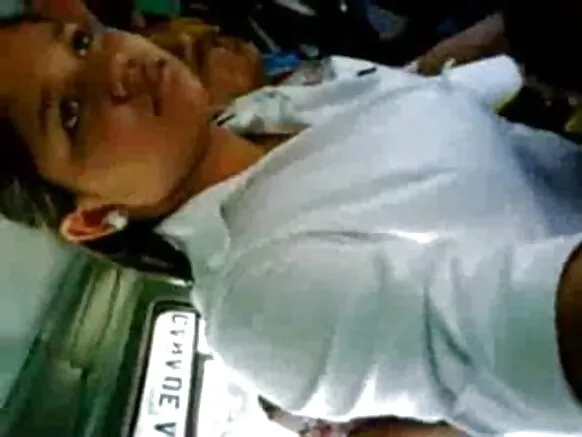 ඡායාරූප වීඩියෝ බසයෙන් පිටත සරාගී මගුලක්