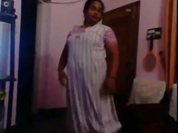 Aunty India 1212 (2 කොටස) හින්දි රූප චිත්රපටය Sexy Big Tits