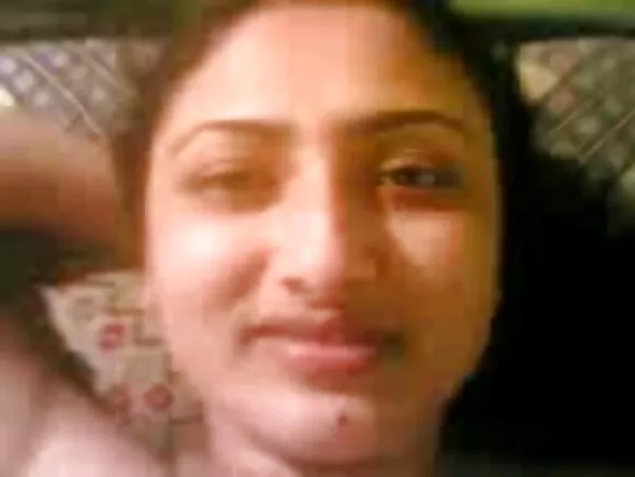 ඩකා හි ඩේසි බෙංගාලි මුස්ලිම් බිරිඳ ඩොලි විවෘත වීඩියෝ සරාගී පතල් උගුල