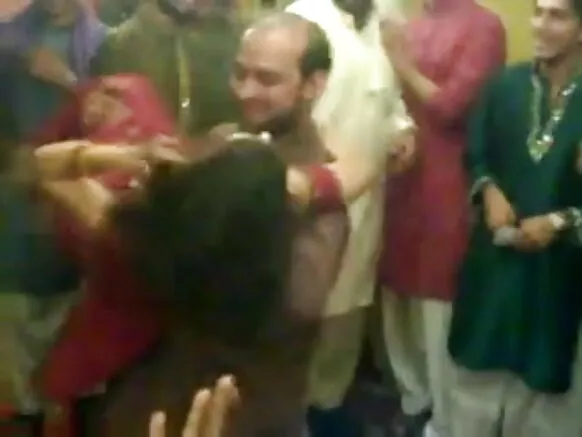 කාර්ය මණ්ඩලය Katrina Kaif සරාගී වීඩියෝ චිත්රපටය Mujra